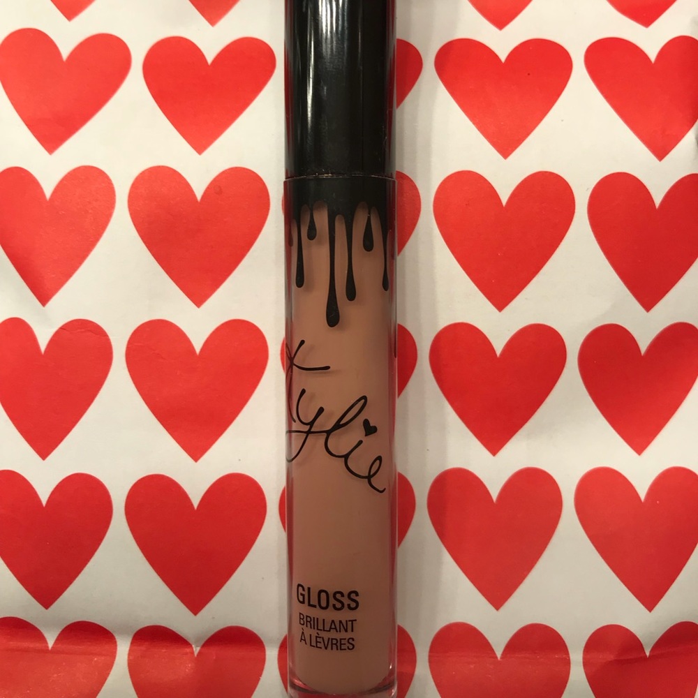 So Cute Kylie Jenner Gloss